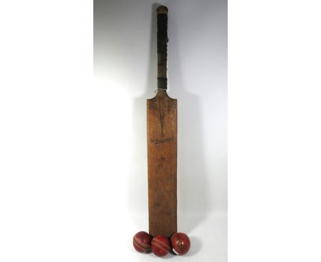 Gunn and Moore Vintage Cricket bat 'The Autograph' plus three vintage Cricket balls. See photos