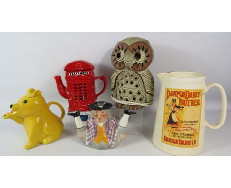 Mixed lot to include Novelty teapot, Shelf pottery lamp in the form of an owl etc.
