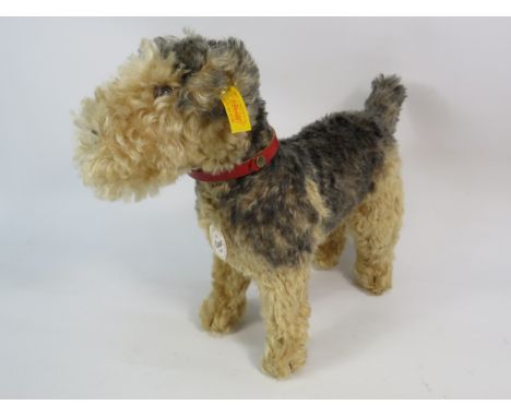 Steiff 1935 Classic Fellow Airedale terrier dog teddy bear, approx 11" tall &amp; 13.5" long.
