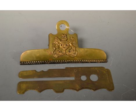 A military desk clip and patent brass button cleaning guard (2)