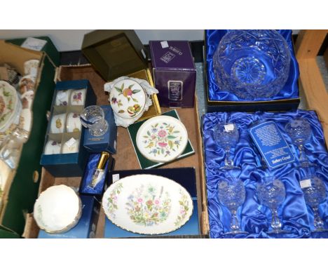 A set of six Tutbury Crystal engraved wine glasses, boxed; a Tutbury fruit bowl, boxel; Royal Worcester Evesham, boxed; Minto