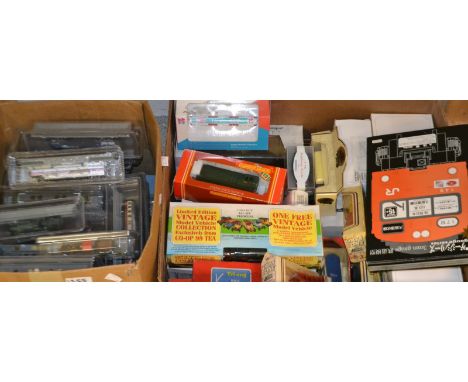 Die Cast Models - Triang Minic, M. 1545 Double-Decker Bus, boxed; Lledo, Models of Days Gone, Darley Dale & Matlock, boxed; o