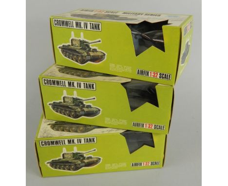 An Airfix 1:32 scale Military Series Cromwell Mk IV tank, and two others similar. (3, boxed)