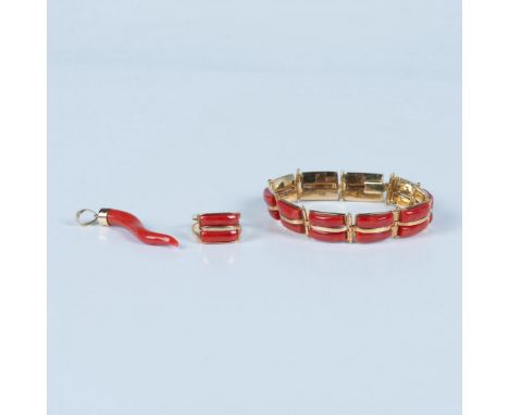 All pieces are gold-washed sterling with silver marks. The bracelet has a box tab clasp and measures 7"L laid out end to end.