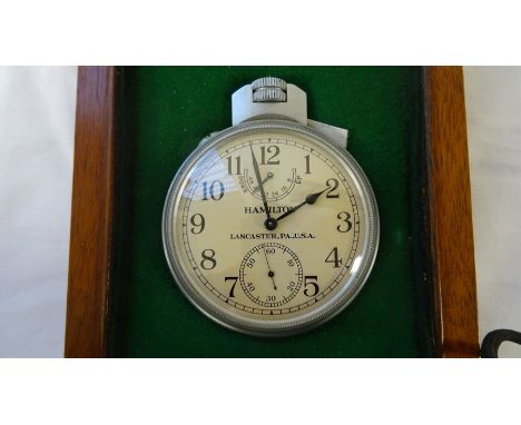 Hamilton, Lancaster, Pa., U.S.A. military chronometer model 22, 21 Jewels, marked to back H.s.(Up arrow)2 9683, all housed in