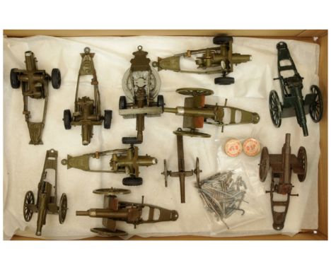 Britains &amp; Crescent - A Group of Unboxed Howitzers, Field Guns, Etc. Comprising: 4 x 1725 '4.5" Howitzer'; 4 x 1201 'Roya
