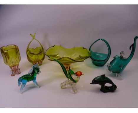 COLOURFUL VINTAGE GLASSWARE, birds, animals, bowls and vases