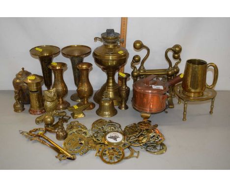 Mixed Lot: Various brass and copper wares to include vases, oil lamp base, trivet, fire tool stands, horse brasses, table bel