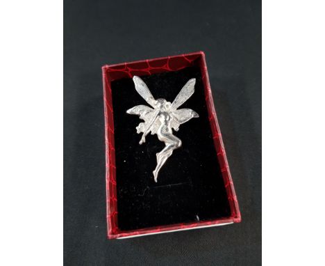 VINTAGE WHITE METAL FAIRY BROOCH