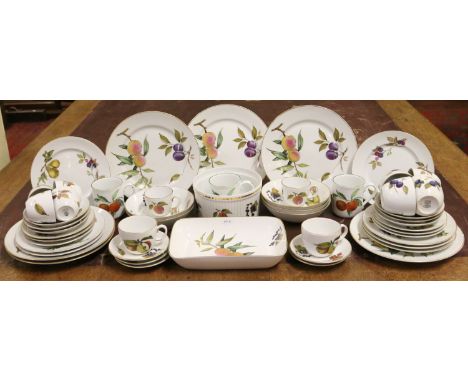 A box of Royal Worcester Evesham pattern dinner wares (approximately fifty pieces).