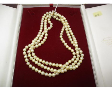 Three Strand Pearl Choker Necklace with 9ct Gold Clasp