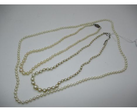 Vintage Cultured Pearl Single Strand Necklace with Barrel Clasp and 2 Single Strand Cultured Pearl Necklaces (3)