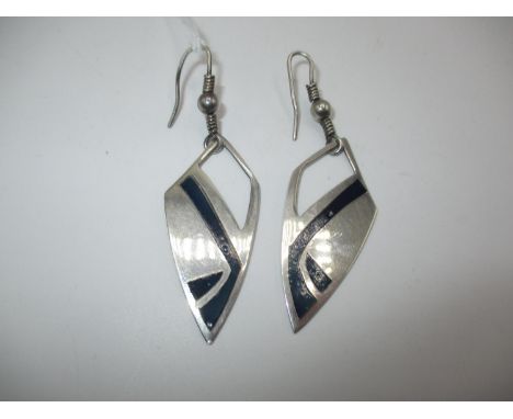 Peter Doherty Pair of Modern Silver and Deep Blue Enamel Earrings of Pointed Stylised Leaf Geometric Pattern, Makers Mark PJD