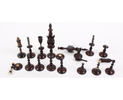 An Anglo-Indian turned and stained ivory chess set