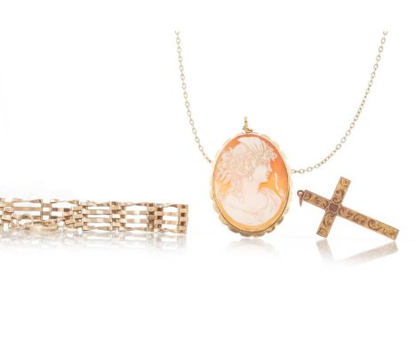 OVAL CAMEO BROOCH/PENDANT ALONG WITH A GOLD GATE BRACELET AND GOLD CROSS PENDANT the cameo mount stamped K18, the padlock of 