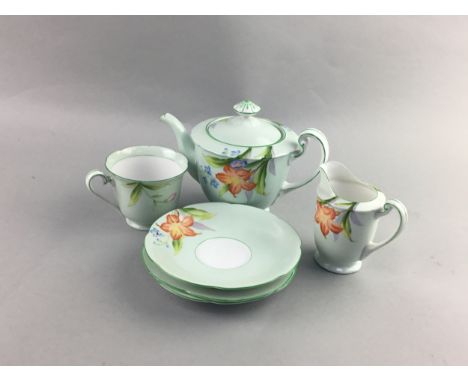 NORITAKE TEA SERVICE, with floral decoration
