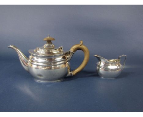 1930s Georgian style boat shaped bachelor part tea service comprising teapot and milk jug, maker LF &amp; Son Ltd, the teapot