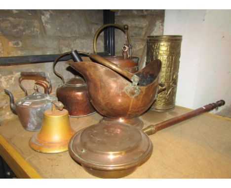 One lot of mainly copper and brassware to include a 19th century copper, helmet shaped coal scuttle, two copper kettles, cyli