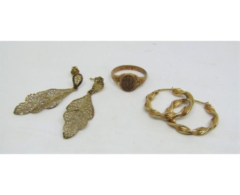 Group of 9ct jewellery comprising a pair of filigree drop earrings of foliate form, a further pair of creole earrings and a m
