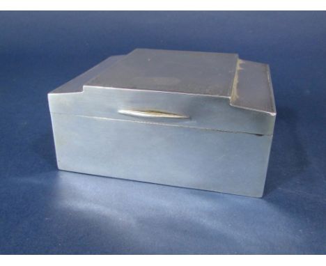 1930s Art Deco silver engine turned cigarette box, the stepped hinged lid with engine turned detail enclosing a cedar lined i