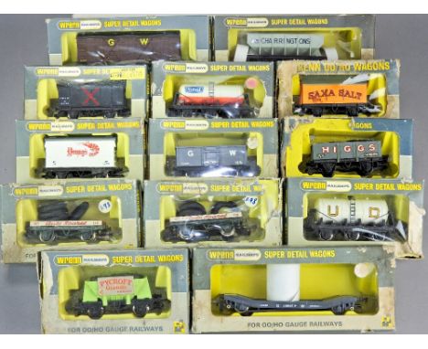 Wrenn OO Wagons, W5049 GWR box Fruit Van, W5068 Charringtons 21T Hopper Wagon, W5052 Youngs Refrigerator Van, W5029L GWR Stee