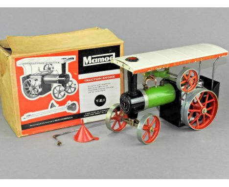 Mamod TE 1 Traction Engine, Live Steam, boxed with Funnel and Steering Arm