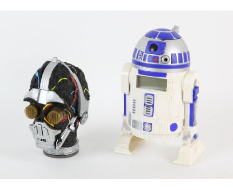 STAR WARS R2-D2 Alarm Clock x1STAR WARS C3PO Talkbot x1STAR WARS Pepsi Collectible Postcards x4Condition Report:  All items u