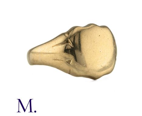 A Signet Ring in 9k yellow gold, the shield shaped face let blank. Full British Hallmarks for 9ct gold. Size: W1/2 Weight: 10