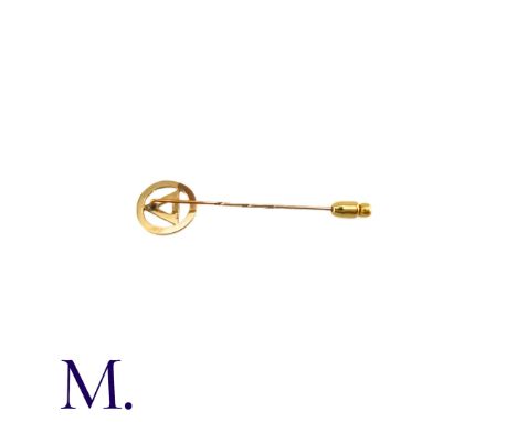 A Masonic Stick Pin in yellow gold, the terminal designed as a triangle within a circular border. (Mark indistinct but tests 