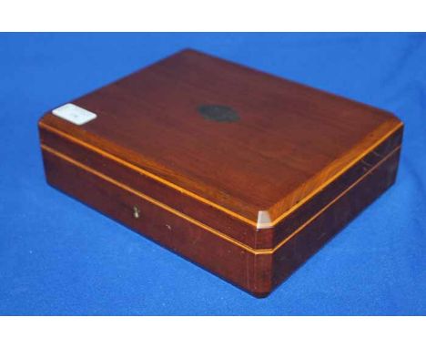 EARLY 20TH MAHOGANY BOX
line inlaid with satinwood, crushed light blue silk lined, presentation brass plaque to lid, 26.5cm l
