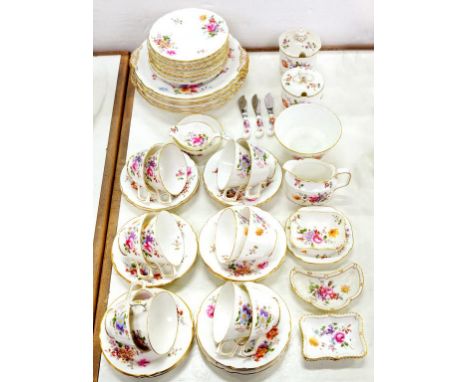 AN EXTENSIVE ROYAL CROWN DERBY POSIES PATTERN TEA SERVICE, PRINTED MARK