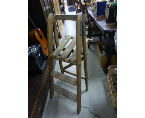 Wooden Step Ladder