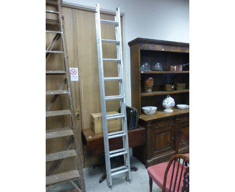 Aluminium Extending Two Section Ladder