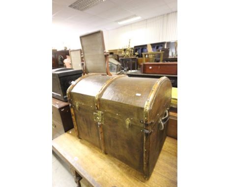 Victorian Canvas and Wooden Travelling Trunk with Brass Fittings