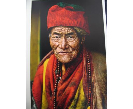 [PHOTOGRAPHY] STEVE McCURRY The Iconic Photographs, lge folio, photo illus., 2174/3300 copies, SIGNED, cloth, slipcase, L., 2