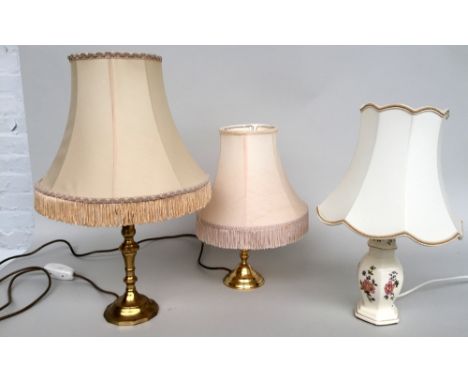 A small ginger jar table lamp with shade, 18cmH together with two others with yellow metal bases and shades 25 and 18.5cmH