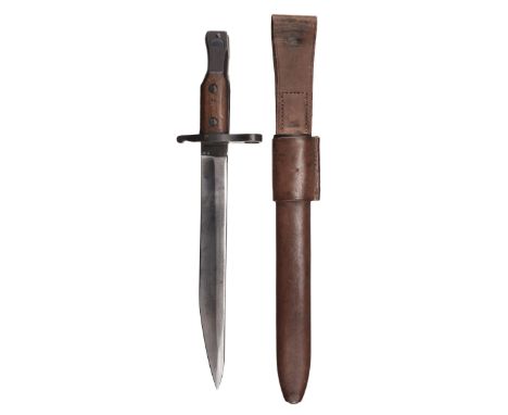 * Canadian Ross Rifle Co bayonet, P1907, the 25.5 cm blade, with steel crossguard and wooden grips, the pommel stamped Ross R