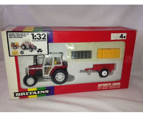 BRITAINS - MASSEY FERGUSON 362 TRACTOR, MINI TRAILER & ACCESSORIES - (9646)