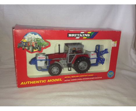 BRITAINS - MASSEY FERGUSON 3680 TRACTOR AND CROP SPRAYER - (9607)