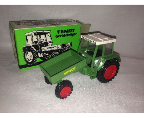 CURSOR - FENDT - GERARETRAGER - 1:43 SCALE - (478)