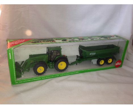 SIKU - JOHN DEERE 6820 & JOHN DEERE LOADER c/w KRAMPE HALF-PIPE TRAILER