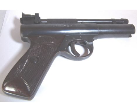 WEBLEY SCOTT AIR PISTOL. Vintage post 1958 Webley Scott Premier 0,177 air pistol CONDITION REPORT: The item has no visible da