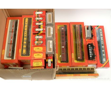 OO Gauge Passenger and Goods Rolling Stock comprising Triang R747 LMS maroon lined yellow 1st/3rd Coach, 3 x R633 Bogie Flat 