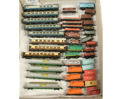 N Gauge unboxed Passenger and Good Rolling Stock by various manufacturers including Graham Farish (by Bachmann) Peco and othe