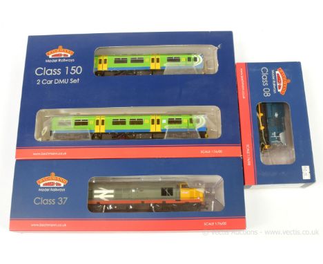 Bachmann OO Gauge Ref 32-926 2-Car Central Trains green and blue livery Class 150 DMU together with Ref 32-387 Class 37 Railf
