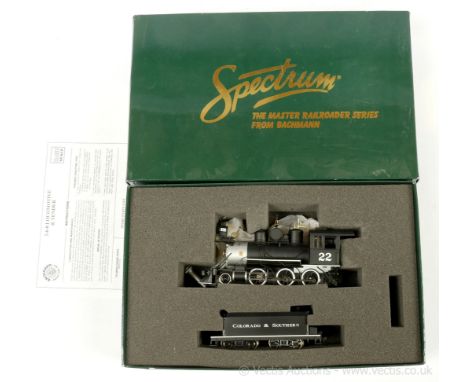 Bachmann Spectrum On30 25223 2-6-0 Colorado and Southern black livery Steam Loco No.22 with 8-wheel Bogie Tender, condition E