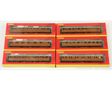 Hornby (China) LNER teak Superdetail Gresley style Coaches comprising R4170D Brake Composite, R4172C 3rd Class, R4173C and R4