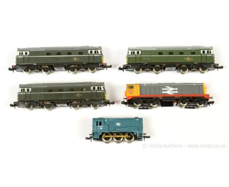 Minitrix / Bachmann N Gauge group of Diesel Locomotives consisting of 3 x Trix Class 27 Diesel Locomotives in BR green No.D53