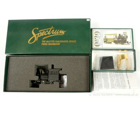 Bachmann Spectrum On30 25399 0-4-0 Porter painted but unlettered Steam Loco, condition Near Mint to Mint in Excellent Plus bo
