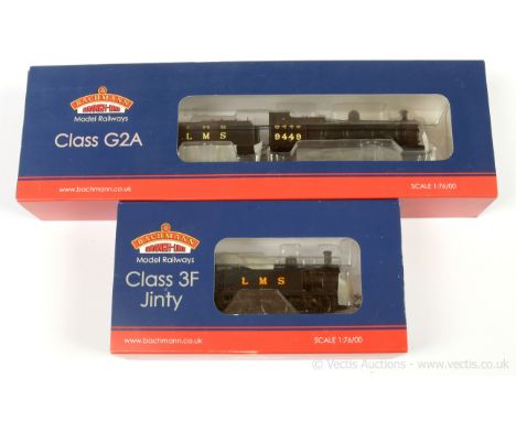 Bachmann OO Gauge pair of LMS Steam Outline Locomotives consisting of Ref 31-476 0-8-0 Loco and Tender Class G2 No.9449 toget